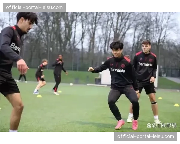 跟随纪录片的镜头:走进一家德甲俱乐部的球探日常工作日 跟随纪录片的镜头:走进一家德甲俱乐部的球探日常工作日