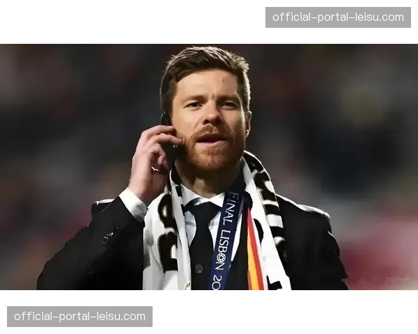 战术图示：解析哈维-阿隆索的勒沃库森体系，如何被皇马针对性地打穿转换空隙